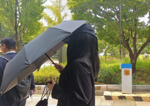 '장원영 비방' 영상으로 억대 수익…탈덕수용소 