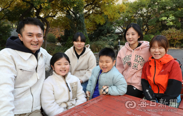 [낳아보니 행복이다] 권기영·김서현 부부 