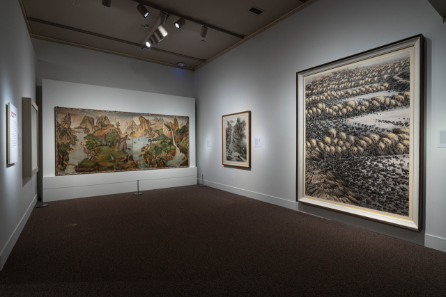 [포토뉴스] 고(故) 이건희 회장 기증품 첫 해외 공개 특별전 개막