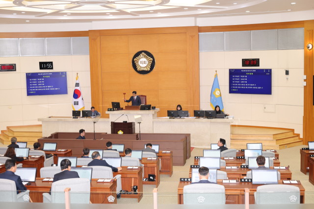 17일 오전 포항시의회에서 제326회 임시회가 열리고 있다. 포항시의회 제공.