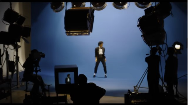 전설적인 팝의 황제 마이클 잭슨 전기 영화 