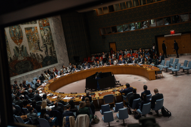 도널드 트럼프 미국 대통령이 제시한 가자지구 평화구상 지지 결의안이 17일(현지시간) 유엔 안전보장이사회에서 가결됐다. EPA 연합뉴스