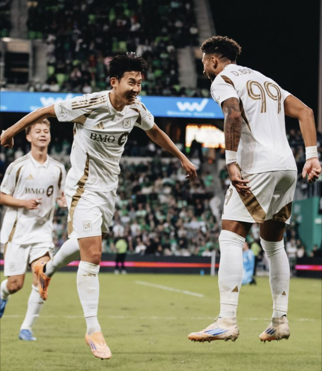 LAFC의 공격 듀오 손흥민과 드니 부앙가. LAFC SNS 제공