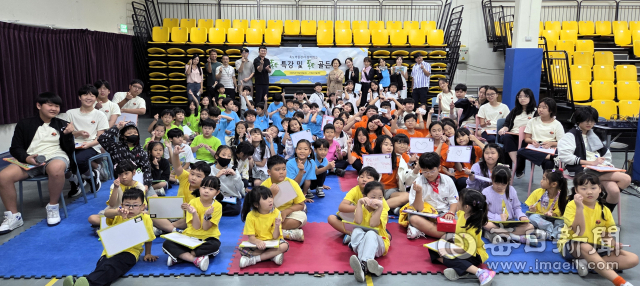 울릉군 독도박물관은 태국 방콕한국국제학교에서 독도특강을 진행했다. 울릉군 제공