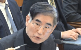 법원, '법정 소란' 김용현 변호인단에 