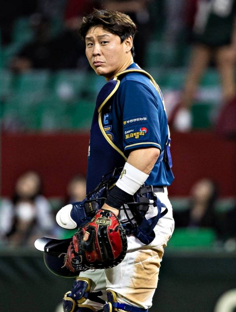 삼성 라이온즈, 트레이드로 NC 포수 박세혁 영입 