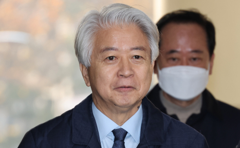 '6천만원 수수 혐의' 노웅래 전 민주당 의원, 1심서 무죄