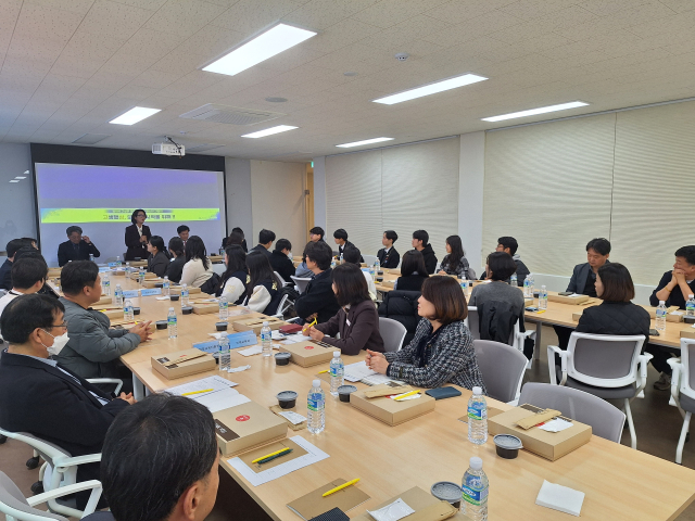 밀양교육지원청은 26일 