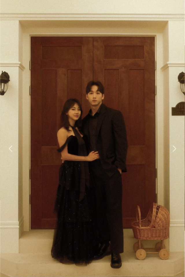 신랑 김기랑 군, 신부 이유정 양.