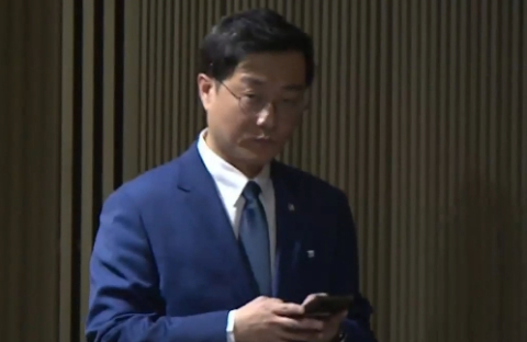 [속보] 장경태, 영상 공개 후 첫 입장 