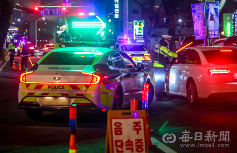 [포토뉴스] 대구 경찰, 연말연시 음주운전 집중단속 나서