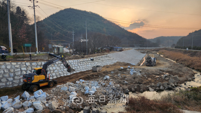 봉화군, 수해복구 중 하천 확폭 대신…특정인 점유 유지?