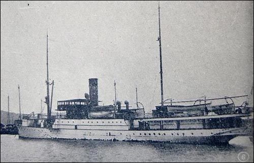 고종이 일본 가와사키조선에 주문하여 도입한 광제호. 이 배도 군함으로 알려졌으나 실상은 관세국이 운영한 등대 순시선 겸 세관 감시선이었다. 이 배는 한일합방 후 총독부 소속이 되어 항로표지 관리업무를 담당했다.