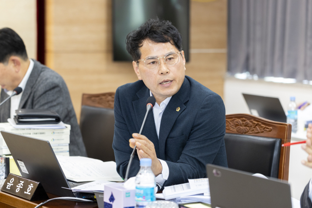 위민의정대상 광역의회 부문 우수상을 차지한 경북도의회 윤종호 도의원. 매일신문 DB