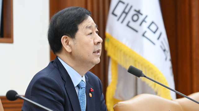 11월 소비자물가 2.4% 상승 고환율에 석유류·먹거리↑