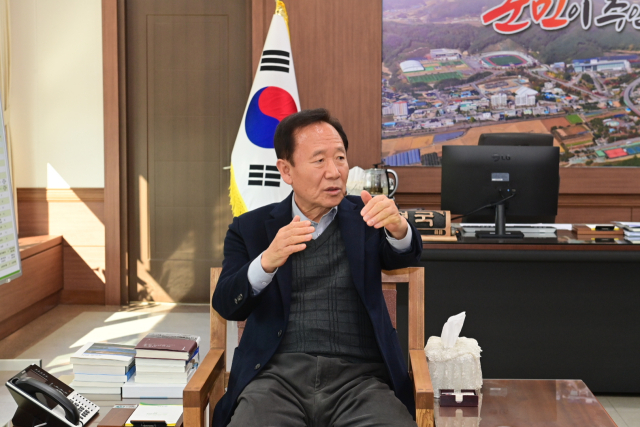 박현국 봉화군수.