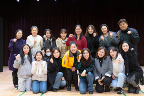 DIMF, 뮤지컬 특성화 가창중학교 학생들을 위한 홍지민 배우 특별 강연 열어