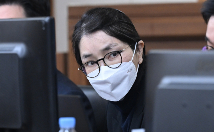 '진술 거부' 김건희 피고인신문 중계 불허…