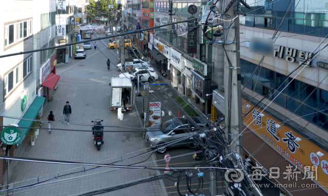 지난달 4일 대구 달서구 신당동 고시원촌 일대 골목 전경. 안성완 기자 asw0727@imaeil.com