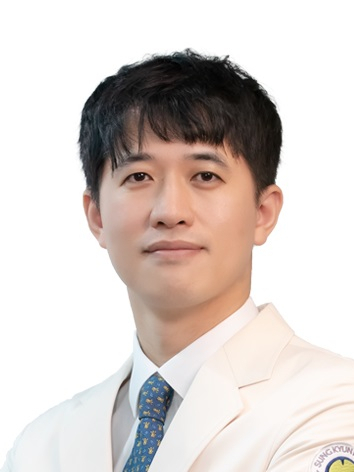 삼성창원병원 최희준 유방·갑상선암센터장 국내 두 번째로 단일공 유방암 로봇수술 300예 달성