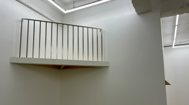 전시장에 베란다와 계단이? 신명준 개인전 'Instant Life'