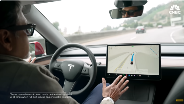 미국 경제매체 CNBC가 테슬라의 FSD(Full Self-Driving) 기술을 집중 분석한 다큐멘터리의 한 장면. CNBC 유튜브 채널 캡처