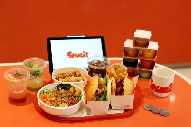 판교 사옥 1층에 문을 연 