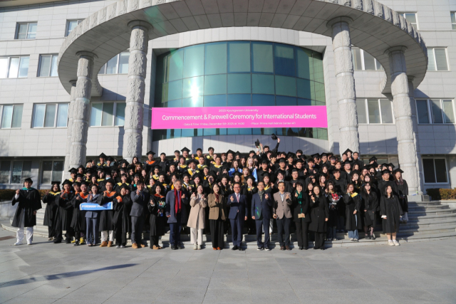 경운대학교 국제처는 5일 오후 교내 어드민센터 4층 프라임홀에서 2026년 2월 학위취득 예정인 중국 유학생 164명을 대상으로 