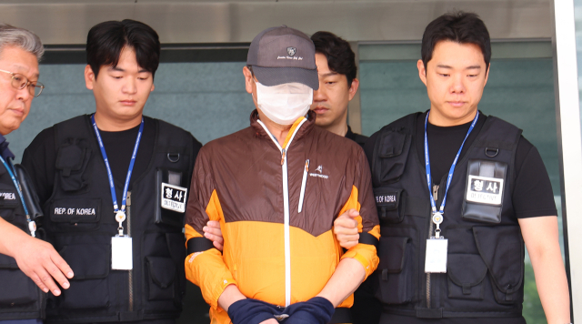 '생일상 차려준 아들 사제총기 살해' 60대에 사형 구형