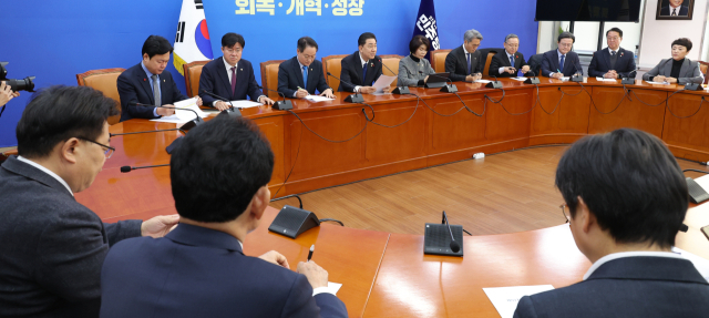 내란재판부 이달 말 처리…숨 고르면서도 강행한다는 巨與 