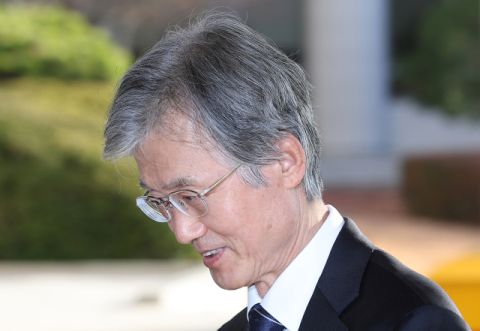 공수처 '피의자 조희대' 검토…법조계 