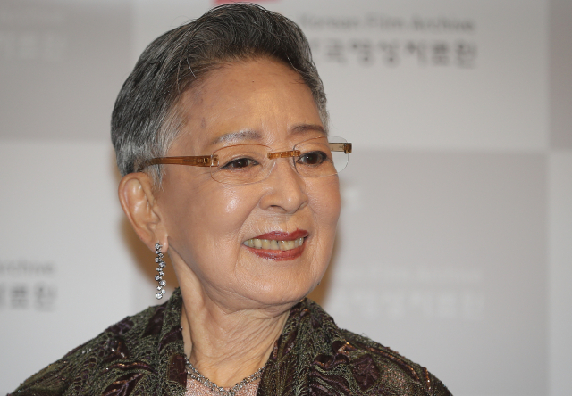 '한국의 엘리자베스 테일러' 김지미 별세…향년 85세
