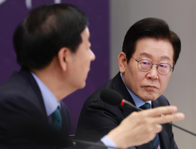 반도체 산업 육성 전략보고회에도 싸늘한 기업…정작 반도체특별법 처리는 지연