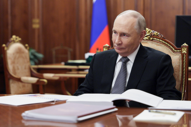 러-우 종전 압박하는 트럼프, '깐부' 맺어달라는 우크라니아 