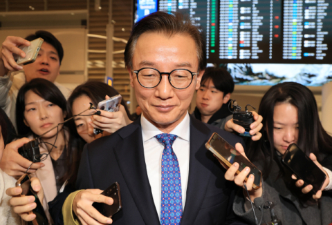 '통일교 의혹' 전재수 장관 사의…