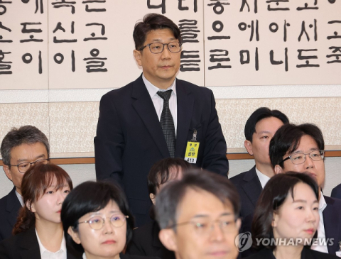 [속보] 특검 출석한 문지석 