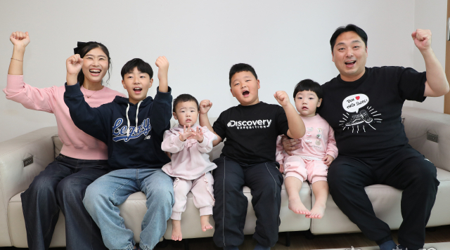 [낳아보니 행복이다] 최승식·김유진 부부