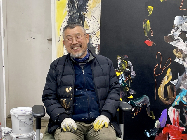 [전시속으로] 100년 된 부산 창고서 대규모 개인전 여는 길후 작가