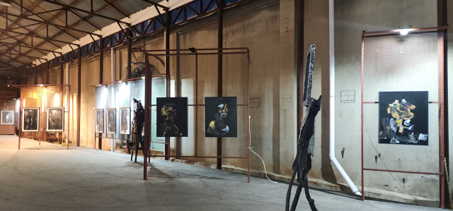 100년 된 부산 창고서 대규모 개인전 여는 길후 작가