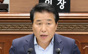 민주화운동단체에 