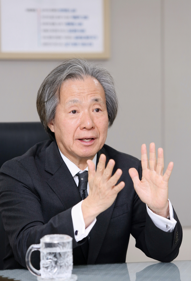 정기석 국민건강보험공단 이사장은 건강보험제도 지속가능성을 높이기 위해 과도한 보험 재정 소요를 줄이고 필수 의료 행위를 적정 지원하는 등 노력을 기울여왔다. 이무성 객원기자