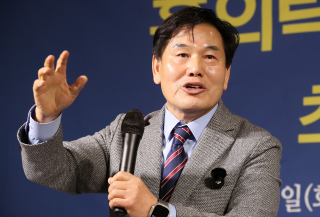 홍의락 전 더불어민주당 의원이 16일 오전 대구아트파크에서 열린 대구경북 언론인 모임 아시아포럼21 정책토론회에서 발언하고 있다. 아시아포럼21 제공