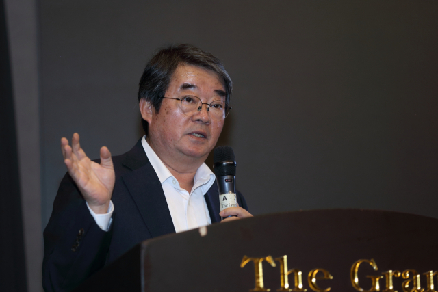 강연을 하고 있는 안도현 시인. 임경희 매일 탑 리더스 디지털국장