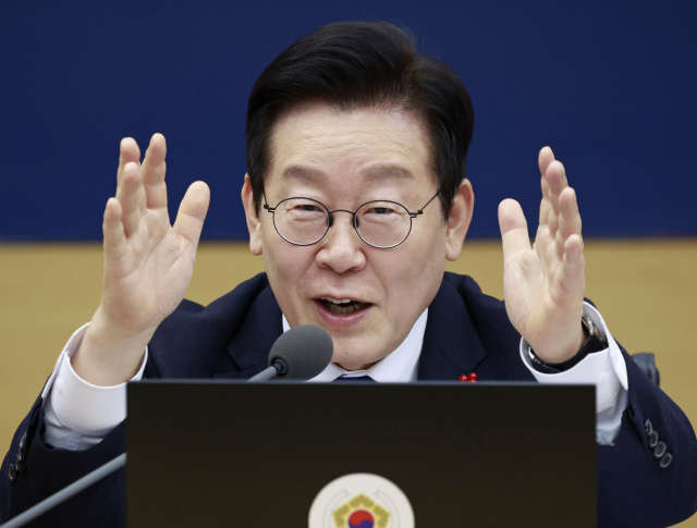 이재명 대통령이 16일 정부세종청사에서 열린 국무회의에서 발언하고 있다. 연합뉴스