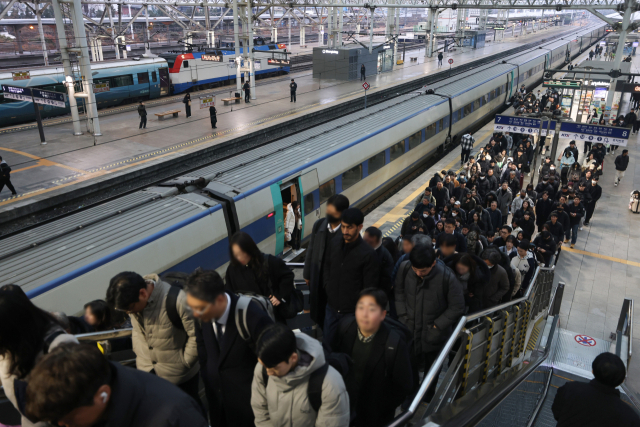 설 연휴 기차표 예매는 언제? 코레일, 15일부터 시작