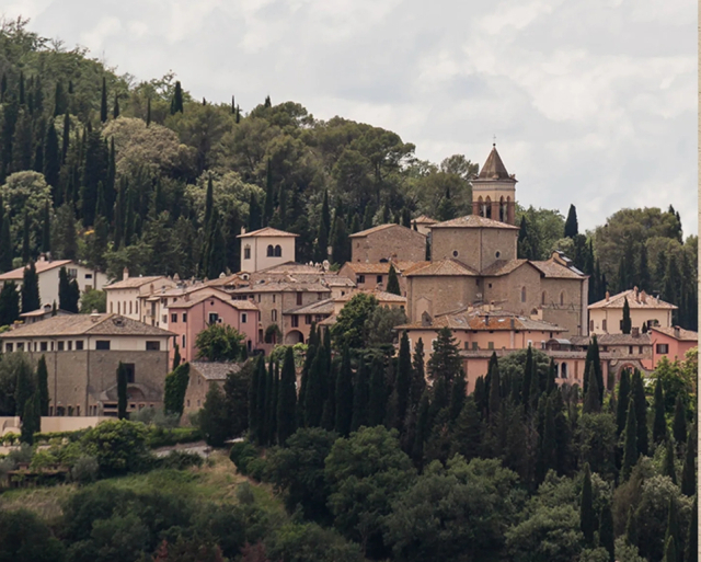 솔로메오성. 출처: brunellocucinelli.com