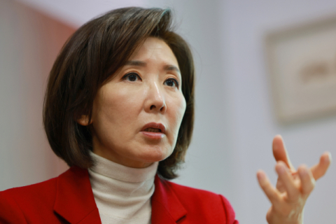 나경원 '천정궁' 또 언급되자 