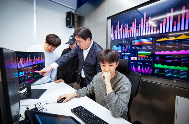 영진전문대 AI컴퓨터보안전공 학생들이 실무 수업을 받고 있다. 영진전문대 제공