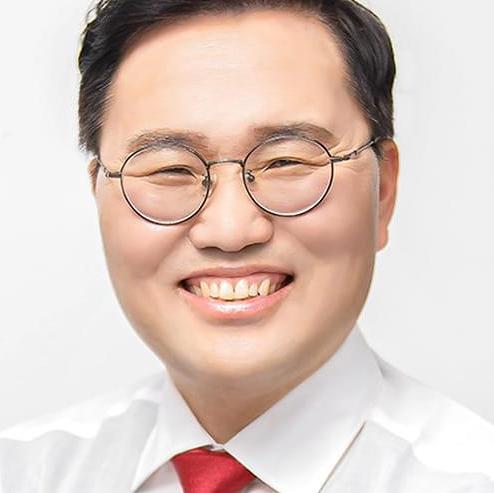 [홍석준 칼럼] 홍준표의 유산과 대구의 운명