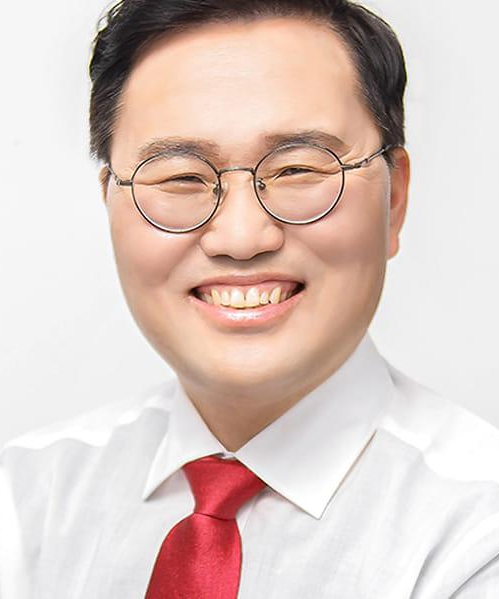 [홍석준 칼럼] 홍준표의 유산과 대구의 운명